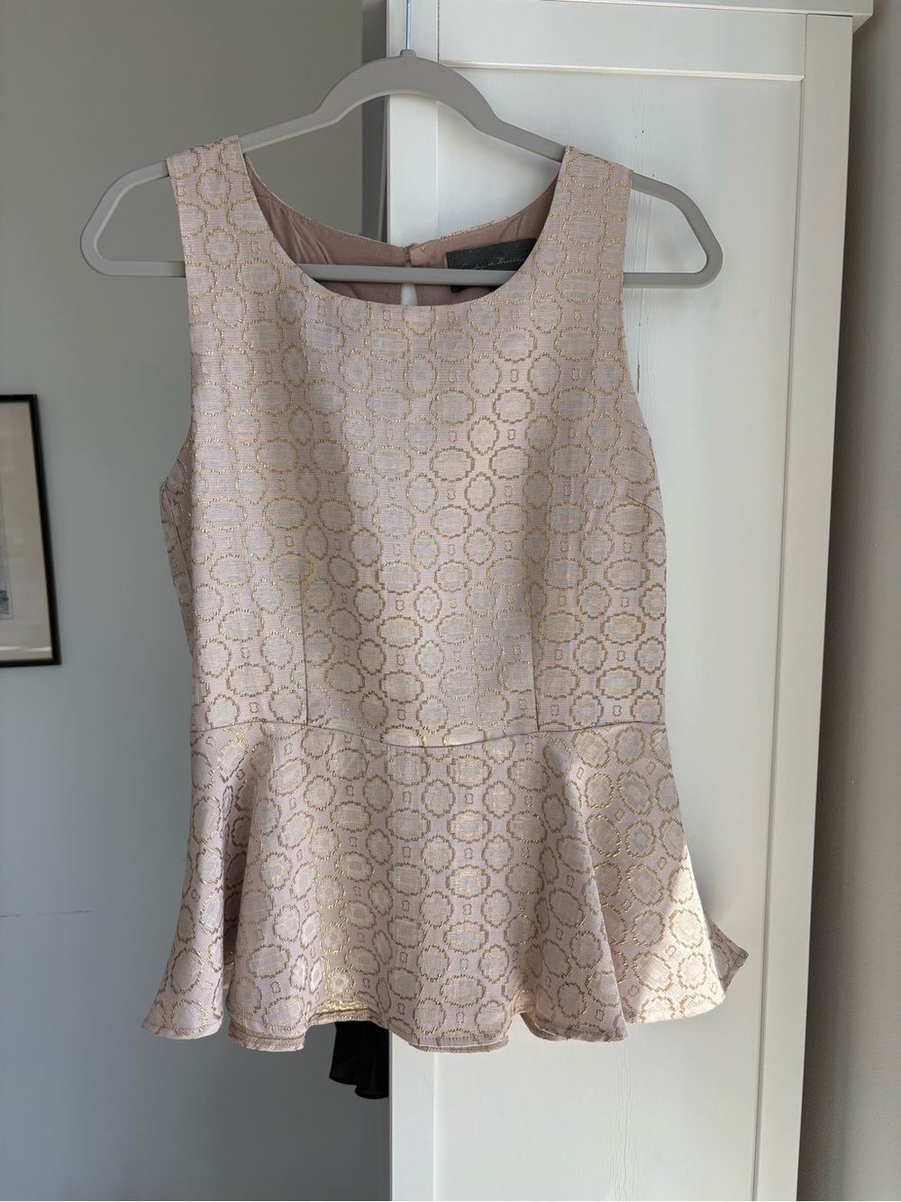 Sunday in Brooklyn Pink Peplum Sleeveless Top with Gold Lattice Peplum, Size 6